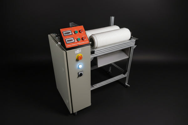 Maşină De Rulat Boilies Profesionala "cu sistemul automat de tăiere si un set de role"